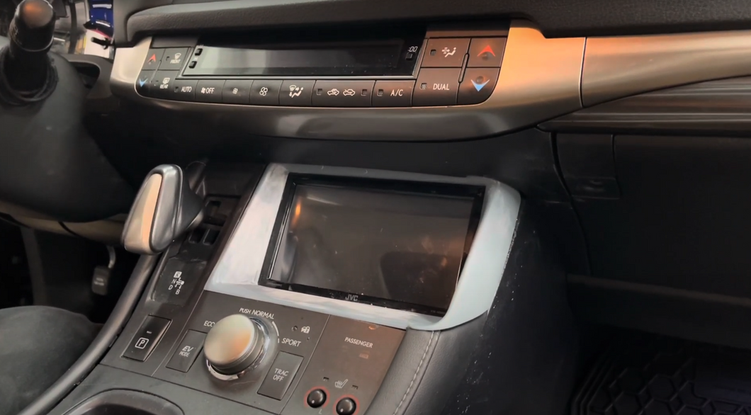 Lexus CT200 Dash Kit